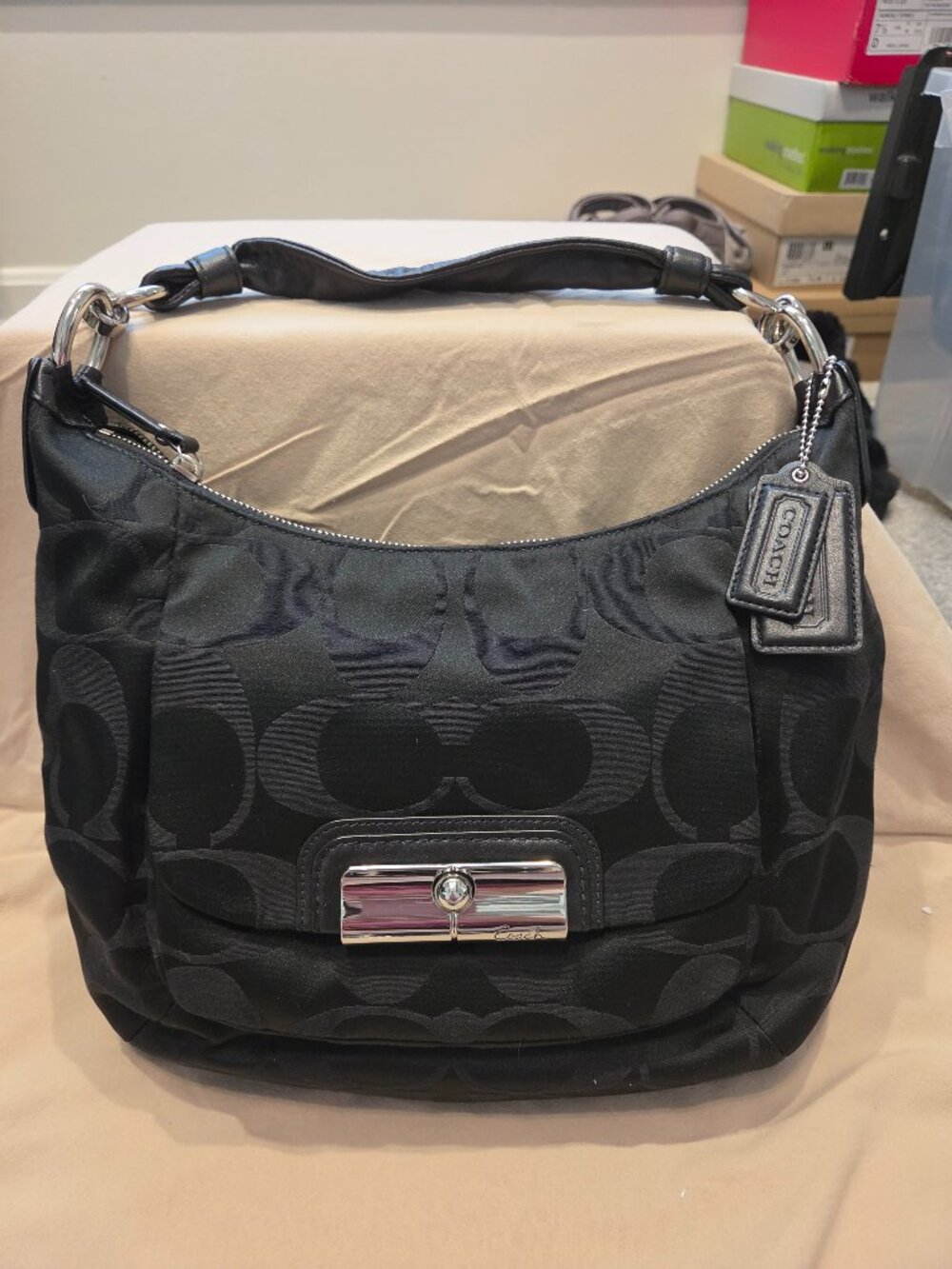 NWOT!  Coach Signature Kristin Large Crossbody / Shoulder Satchel